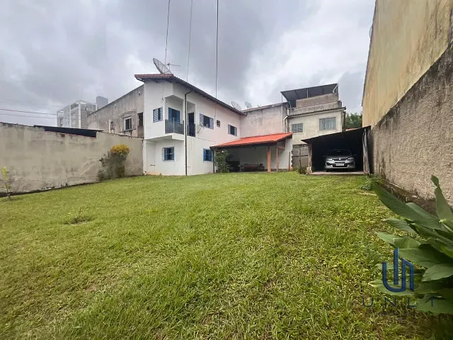 Casa 2 quartos e 2 banheiros, à venda, no bairro Voldac em Volta Redonda