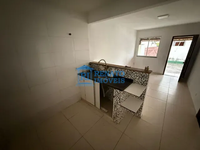 Casa 2 quartos e 1 banheiro, para alugar, no bairro Itapeba em Maricá