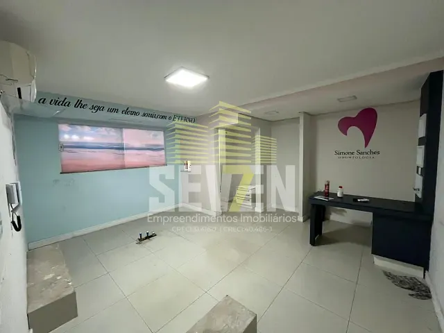 Casa com 473m² 4 quartos e 2 banheiros, à venda, no bairro Centro em Bauru