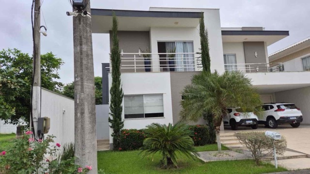 Casa com 500m² 4 quartos e 5 banheiros, à venda, no bairro Parque Califórnia em Campos dos Goytacazes
