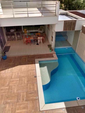 Casa com 500m² 4 quartos e 5 banheiros, à venda, no bairro Parque Califórnia em Campos dos Goytacazes