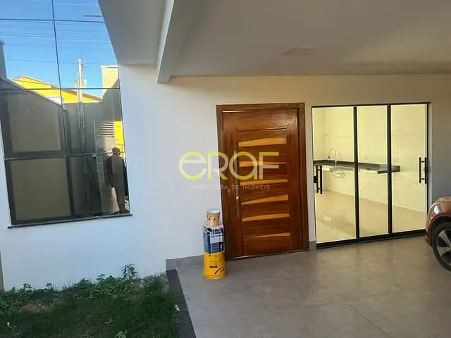 Casa com 202m² 3 quartos e 2 banheiros, à venda, no bairro SETOR BROCOTÓ/LARANJEIRAS em Formosa