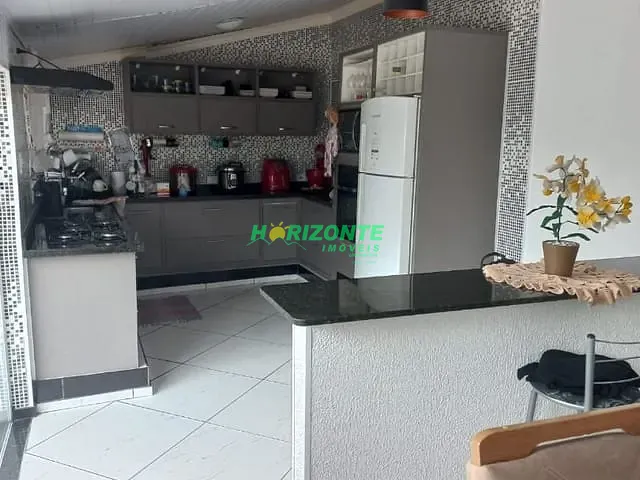 Casa com 507m² 3 quartos e 3 banheiros, à venda, no bairro Primavera 1B em São José dos Campos