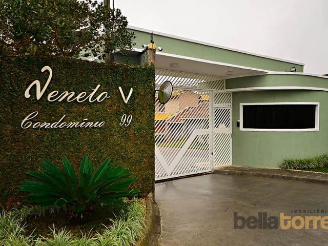 Casa com 1014m² 4 quartos e 2 banheiros, à venda, no bairro Vila Franca em Piraquara