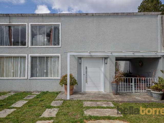 Casa com 1014m² 4 quartos e 2 banheiros, à venda, no bairro Vila Franca em Piraquara
