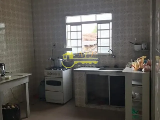 Casa com 348m² 3 quartos e 1 banheiro, à venda, no bairro Vila Aeroporto em Campinas