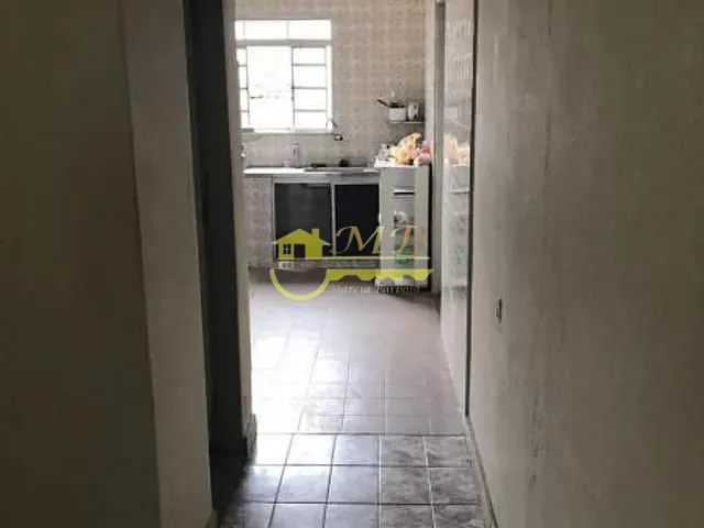 Casa com 348m² 3 quartos e 1 banheiro, à venda, no bairro Vila Aeroporto em Campinas