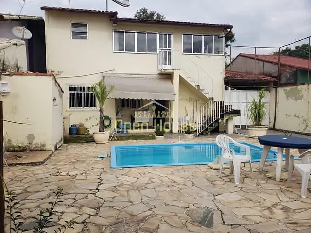 Casa com 200m² 3 quartos e 3 banheiros, à venda, no bairro Morada do Vale (Califórnia da Barra) em Barra do Piraí