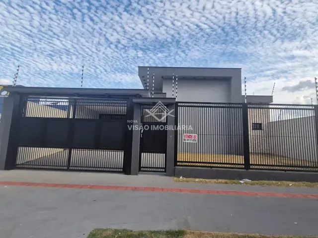 Casa 3 quartos e 4 banheiros, à venda, no bairro Jardim Primavera em Sinop