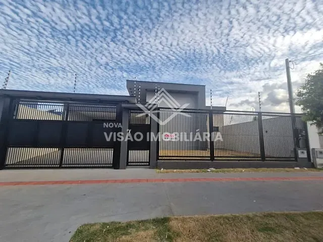 Casa 3 quartos e 4 banheiros, à venda, no bairro Jardim Primavera em Sinop