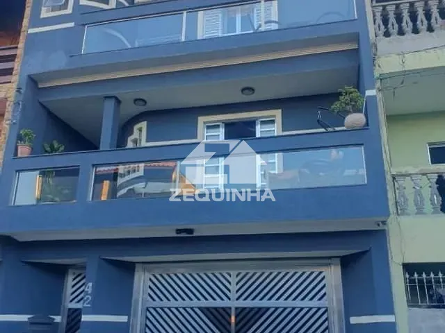 Casa com 107m² 4 quartos e 4 banheiros, à venda, no bairro Jardim Primeiro de Maio em Osasco