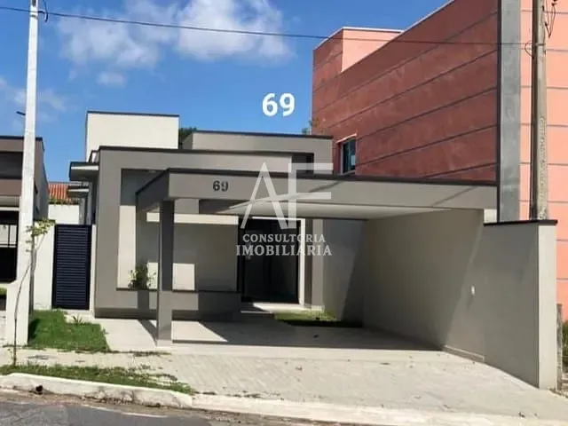 Casa com 220m² 3 quartos e 2 banheiros, à venda, no bairro Areão em Taubaté