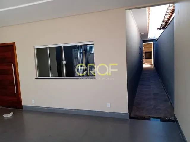 Casa com 360m² 3 quartos e 5 banheiros, à venda, no bairro Parque das Laranjeiras em Formosa