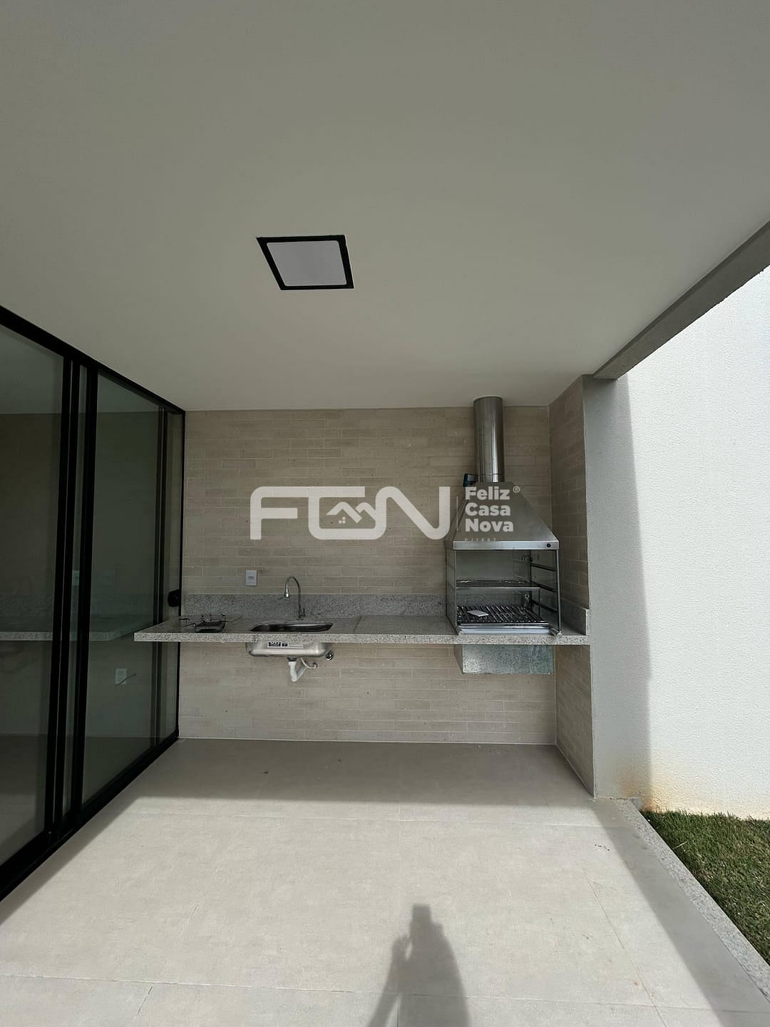 Casa à venda com 3 quartos, 10m² - Foto 5