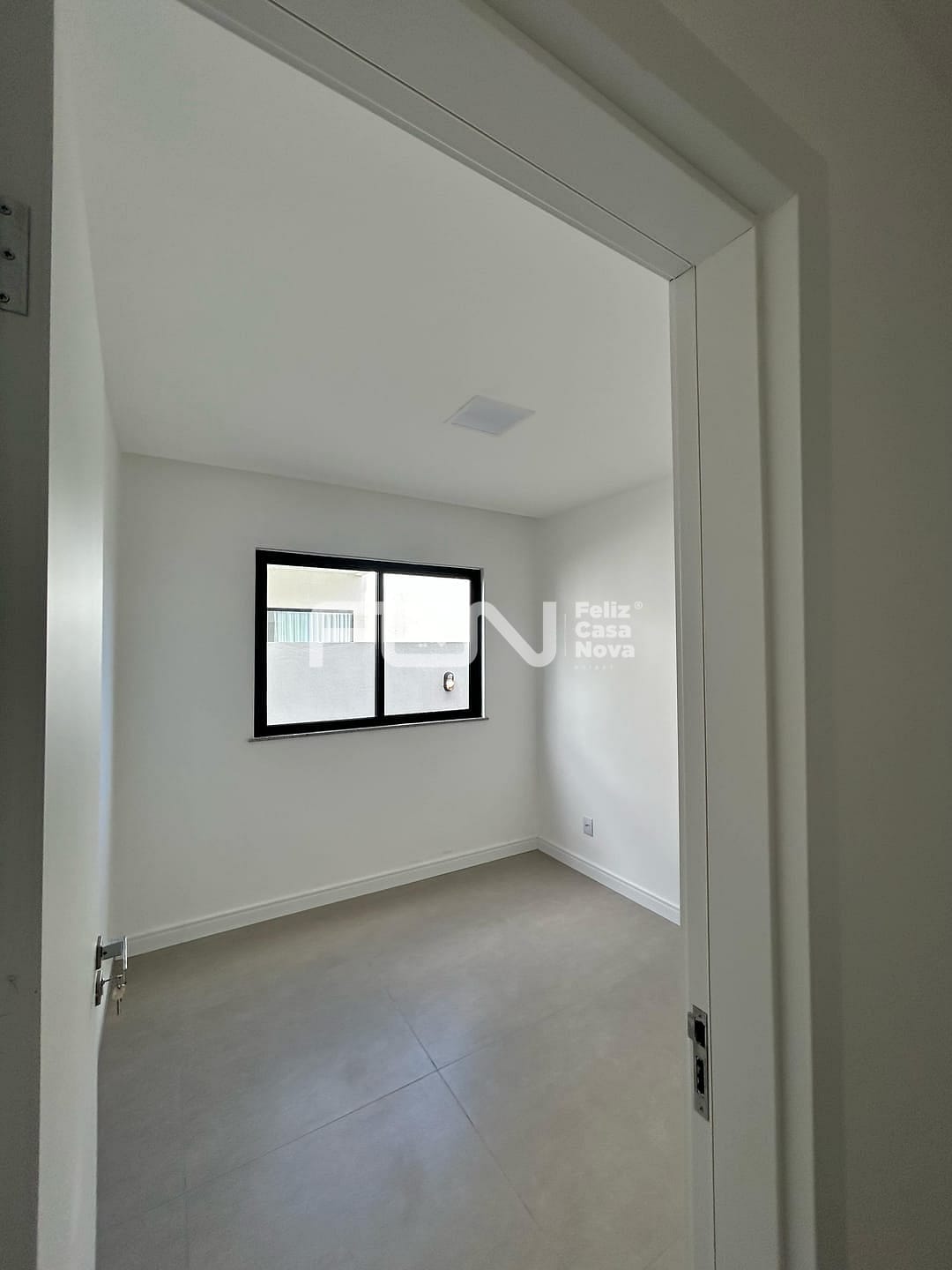 Casa à venda com 3 quartos, 10m² - Foto 6