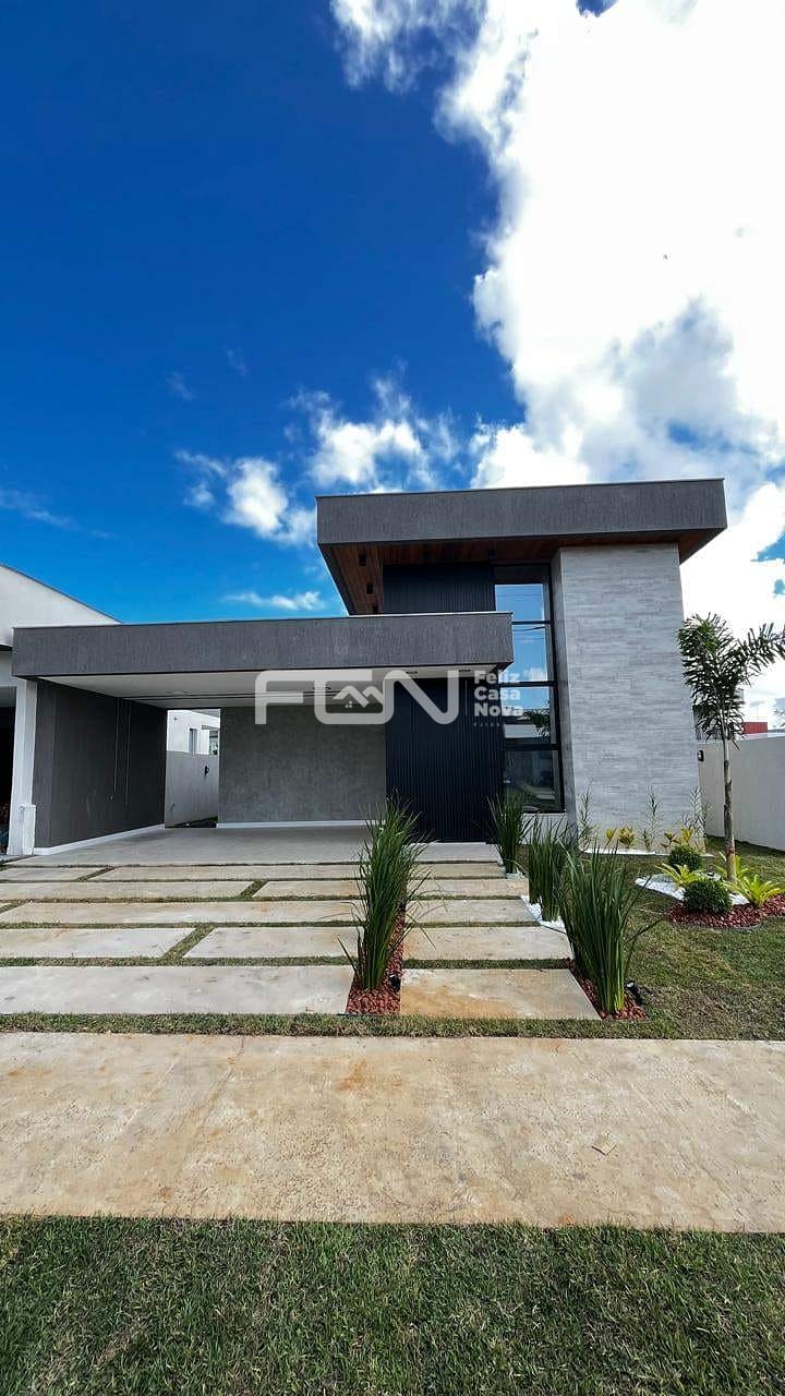 Casa à venda com 3 quartos, 10m² - Foto 1