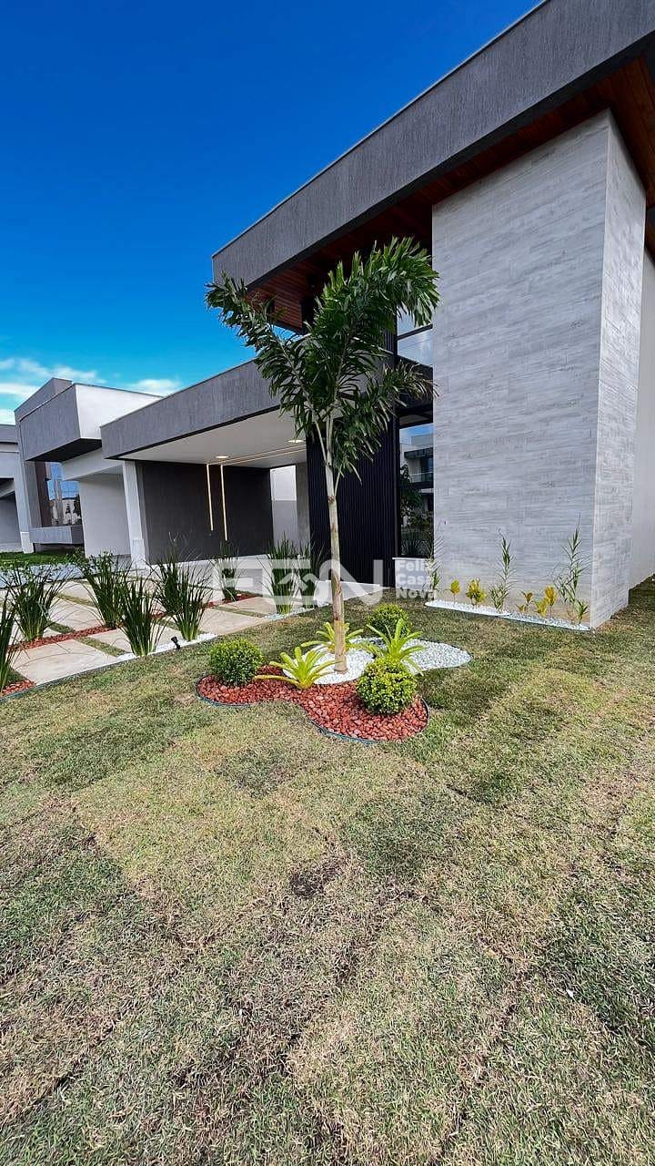 Casa à venda com 3 quartos, 10m² - Foto 2
