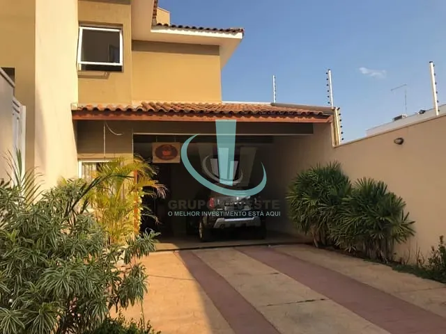 Casa com 600m² 4 quartos e 6 banheiros, à venda, no bairro VILA HARMONIA em ARARAQUARA