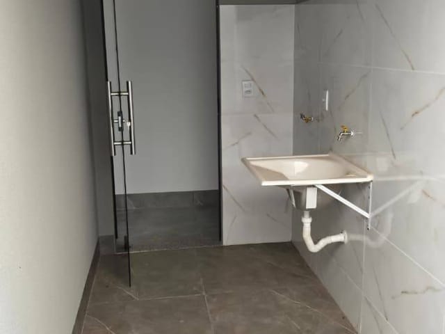 Casa com 150m² 2 quartos e 1 banheiro, à venda, no bairro Jardim Veneza em Sinop