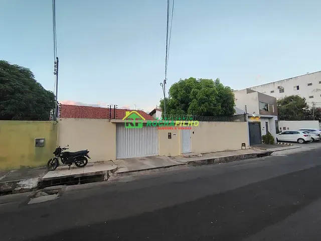 Casa 6 quartos e 6 banheiros, para alugar, no bairro Ininga em Teresina