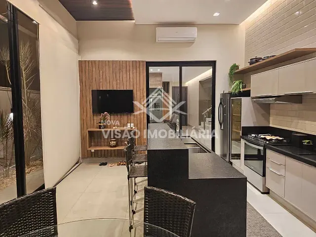 Casa 3 quartos e 5 banheiros, à venda, no bairro Alameda das Cores Residencial em Sinop