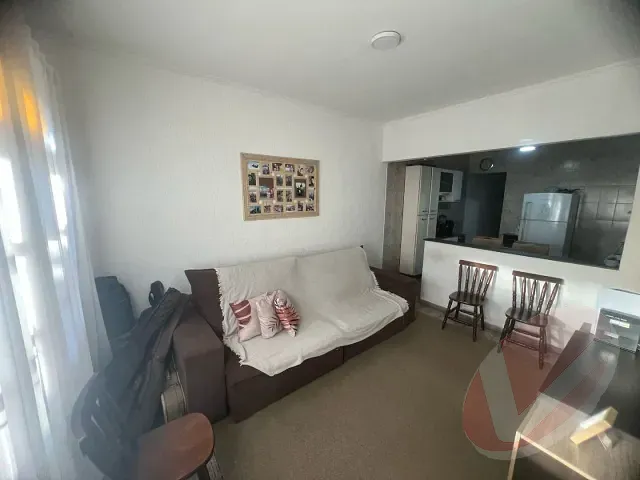 Casa com 135m² 2 quartos e 1 banheiro, à venda, no bairro Maracanã em Praia Grande