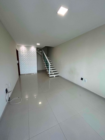 Casa com 200m² 3 quartos e 3 banheiros, à venda, no bairro Alphaville 1 em Campos dos Goytacazes