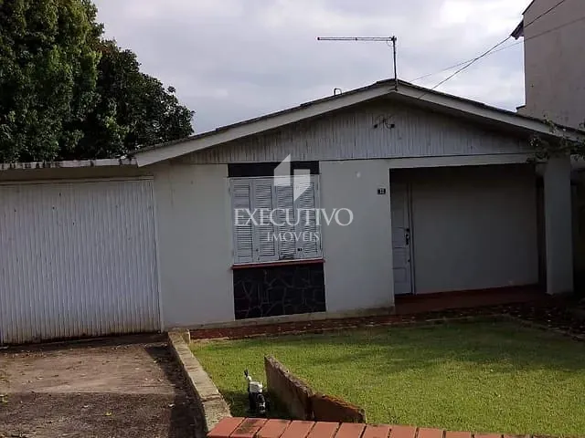 Casa 3 quartos e 2 banheiros, para alugar, no bairro Centro em Arroio do Meio