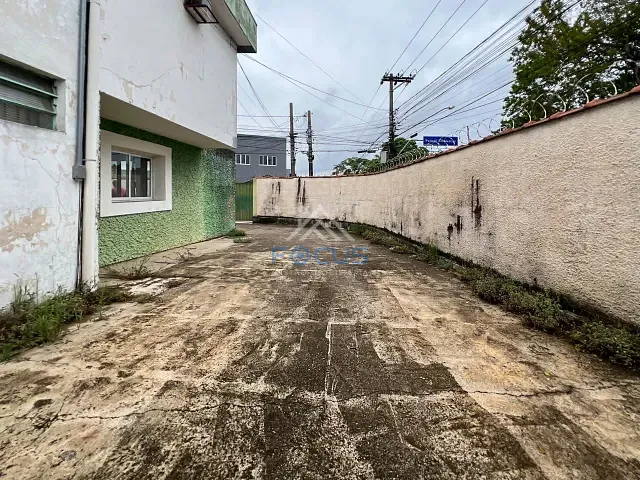 Casa com 371m² 3 quartos e 2 banheiros, à venda, no bairro Vila São Paulo em Jundiaí
