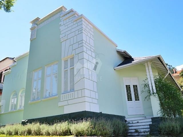 Casa com 850m², à venda, no bairro Centro em Petrópolis