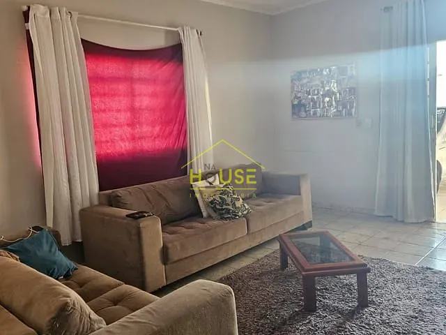 Casa com 396m² 3 quartos e 1 banheiro, à venda, no bairro Estela Parque Residencial em Votuporanga