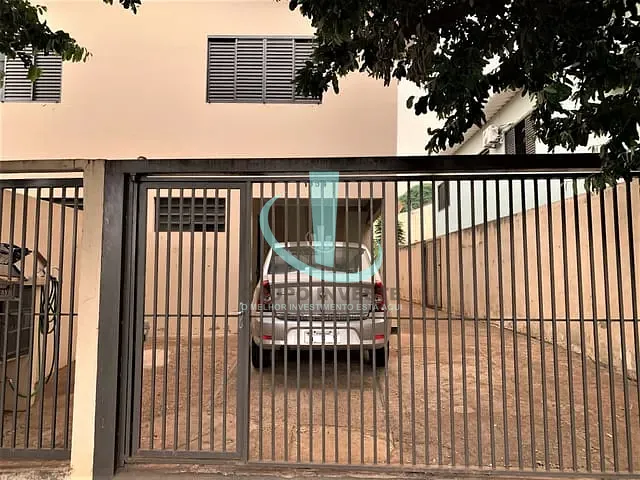Sobrado com 201m² 3 quartos e 2 banheiros, à venda, no bairro JARDIM SANTA LÚCIA em ARARAQUARA