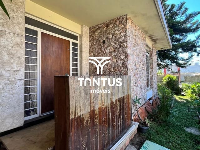 Casa com 300m² 3 quartos e 2 banheiros, à venda, no bairro Tabuleiro em Barra Velha