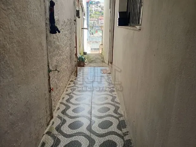 Casa com 125m² 1 quarto e 1 banheiro, para alugar, no bairro Jardim Zaira em Mauá