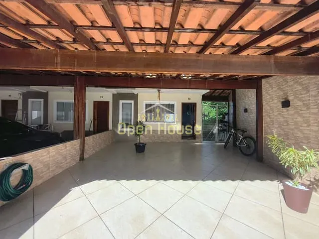 Casa 2 quartos e 3 banheiros, à venda, no bairro Siderlândia em Volta Redonda