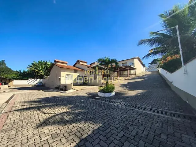 Casa 2 quartos e 3 banheiros, à venda, no bairro Siderlândia em Volta Redonda