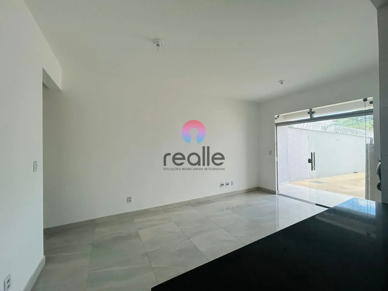 Casa, 3 quartos, 90 m² - Foto 2