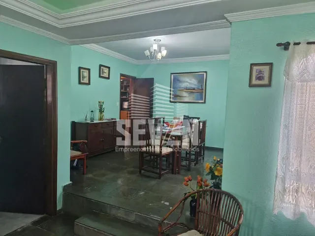 Casa com 484m² 3 quartos e 3 banheiros, à venda, no bairro Vila Camargo em Bauru