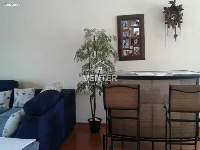 Casa com 300m² 4 quartos e 2 banheiros, à venda, no bairro Jardim das Nações em Taubaté