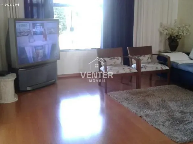 Casa com 300m² 4 quartos e 2 banheiros, à venda, no bairro Jardim das Nações em Taubaté