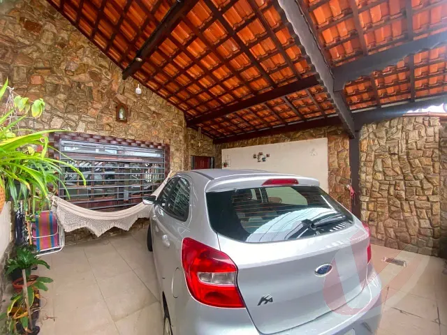 Casa com 158m² 3 quartos e 2 banheiros, à venda, no bairro Caiçara em Praia Grande