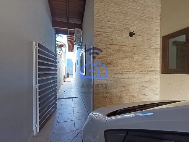 Casa com 360m² 3 quartos e 3 banheiros, à venda, no bairro Indaiá em Caraguatatuba