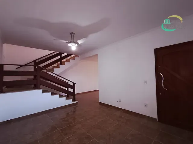 Sobrado com 283m², para alugar, no bairro Jardim Quarto Centenário em Campinas