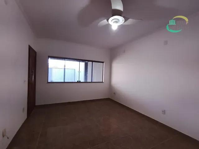 Sobrado com 283m², para alugar, no bairro Jardim Quarto Centenário em Campinas
