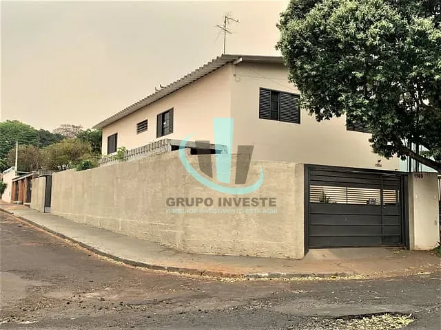 Casa com 180m² 3 quartos e 2 banheiros, à venda, no bairro JARDIM SANTA LÚCIA em ARARAQUARA