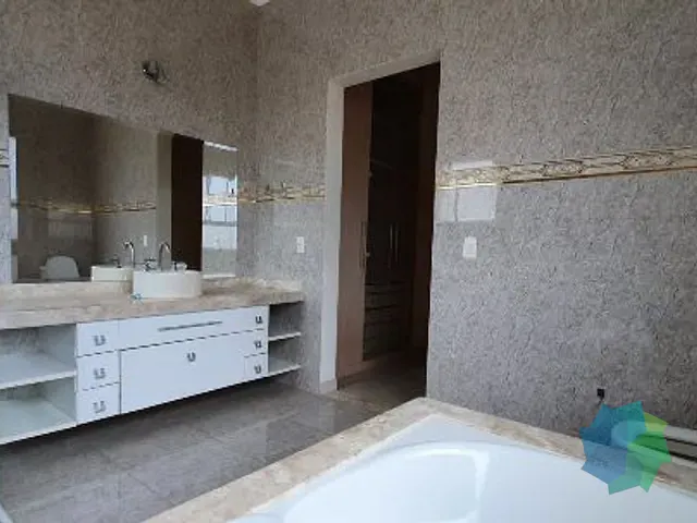 Casa com 420m² 3 quartos e 4 banheiros, à venda ou para alugar, no bairro Jardim Vila Paradiso em Indaiatuba