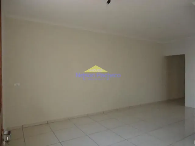 Casa com 200m² 3 quartos e 2 banheiros, à venda, no bairro São Pedro em Capivari