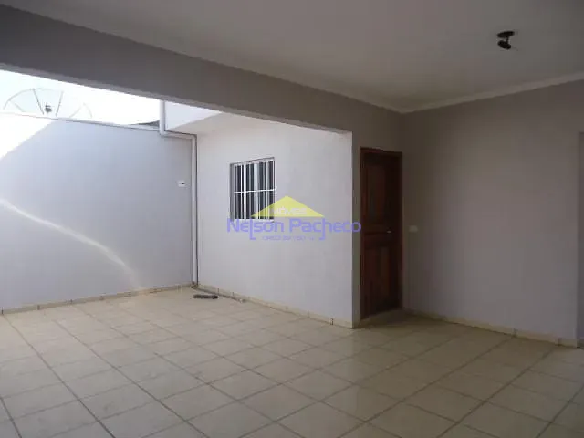 Casa com 200m² 3 quartos e 2 banheiros, à venda, no bairro São Pedro em Capivari