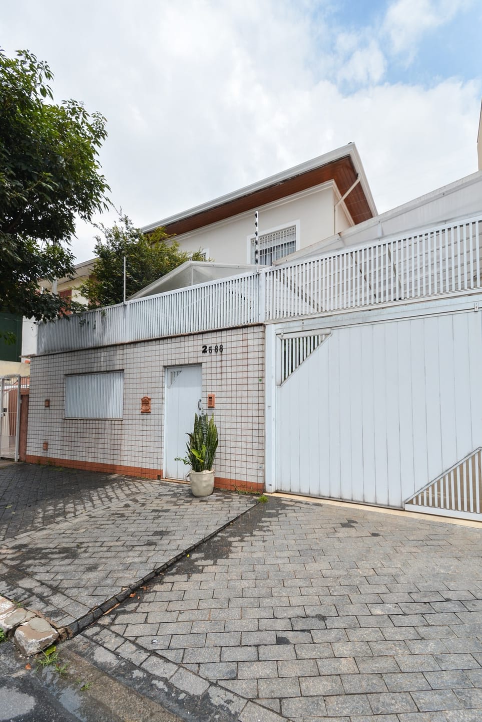 Casa para venda em Ipiranga com 3 quartos, sendo 1 suíte, 200m²