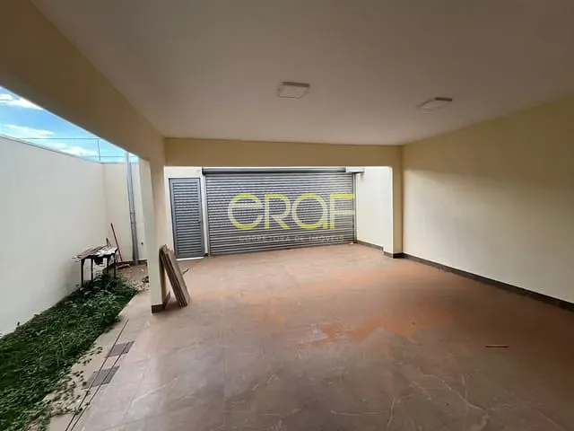 Casa com 231m² 3 quartos e 3 banheiros, à venda, no bairro Parque da Colina I em Formosa